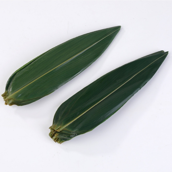 Disposable bamboo sushi leaf used for decoration food and table decoration